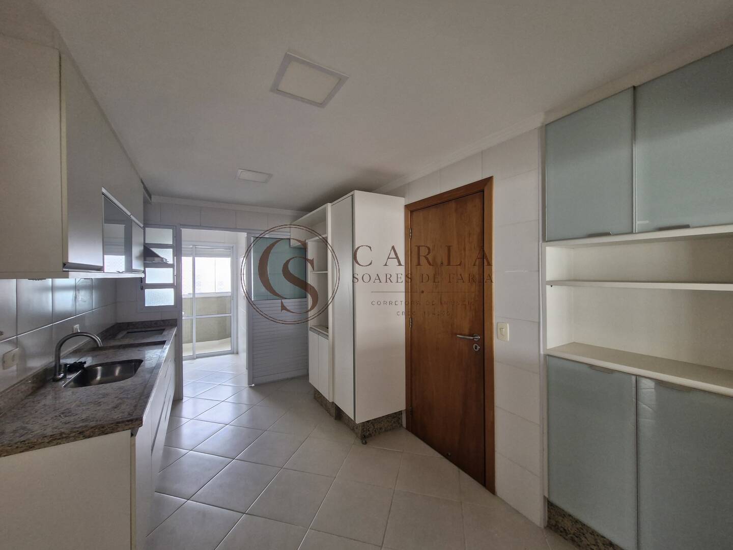 APARTAMENTO COM VARANDA GOURMET E VISTA PARA MAR  ASTURIAS GUARUJÁ SP