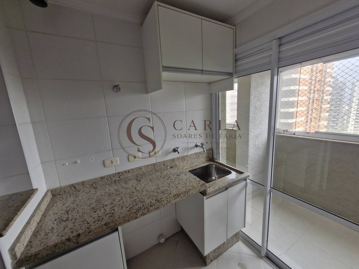 APARTAMENTO COM VARANDA GOURMET E VISTA PARA MAR  ASTURIAS GUARUJÁ SP