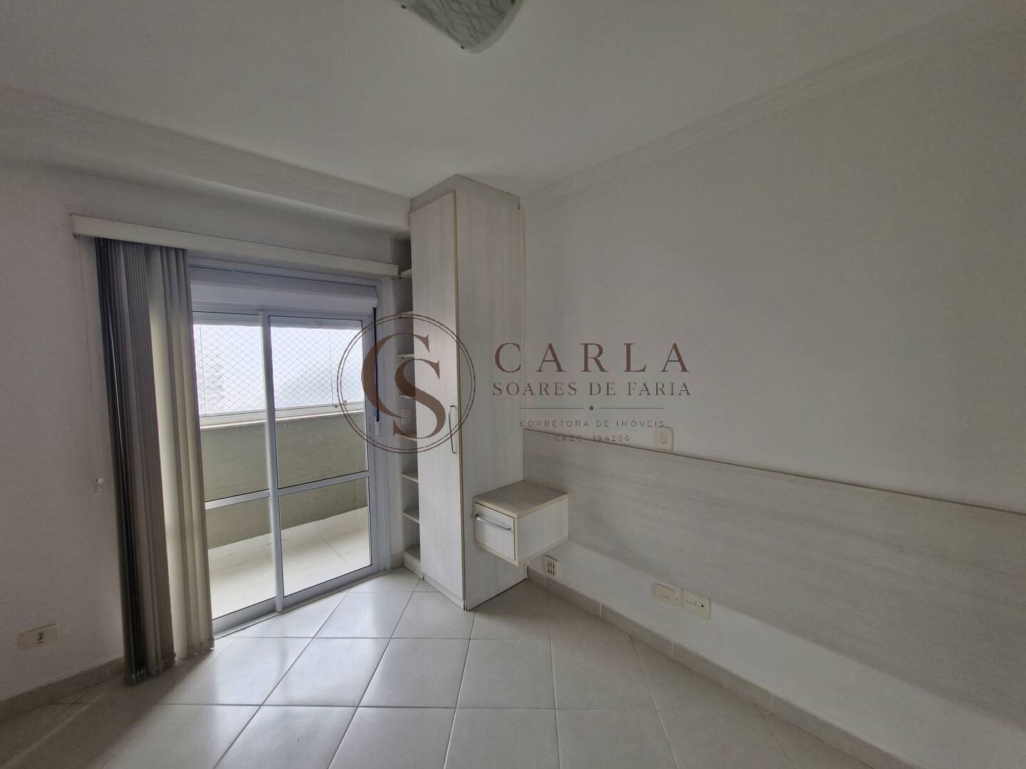APARTAMENTO COM VARANDA GOURMET E VISTA PARA MAR  ASTURIAS GUARUJÁ SP