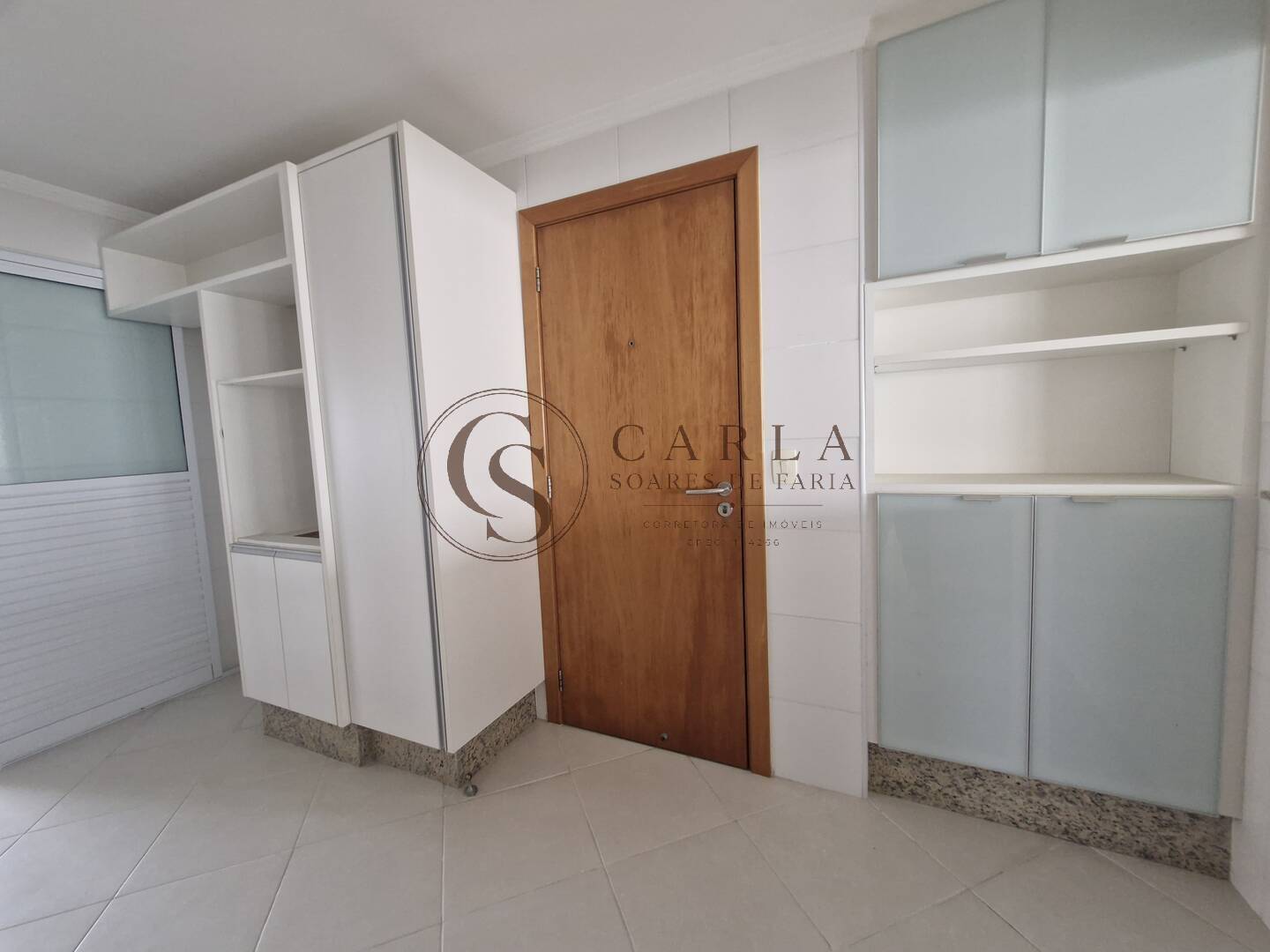 APARTAMENTO COM VARANDA GOURMET E VISTA PARA MAR  ASTURIAS GUARUJÁ SP