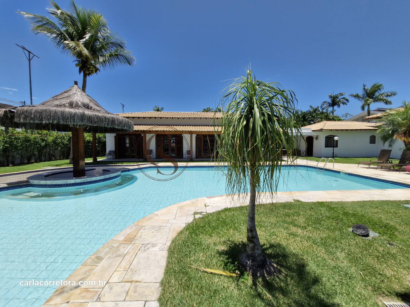 LINDA CASA A VENDA  JARDIM ACAPULCO I GUARUJÁ SP