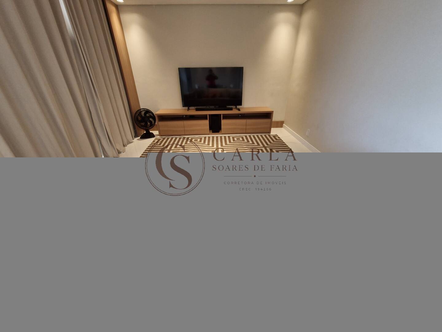LINDO APARTAMENTO REFORMADO COND VERDE MAR ENSEADA GUARUJÁ SP