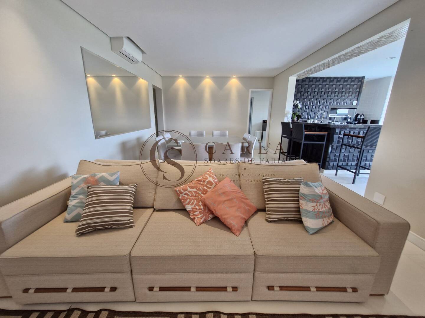 LINDO APARTAMENTO REFORMADO COND VERDE MAR ENSEADA GUARUJÁ SP