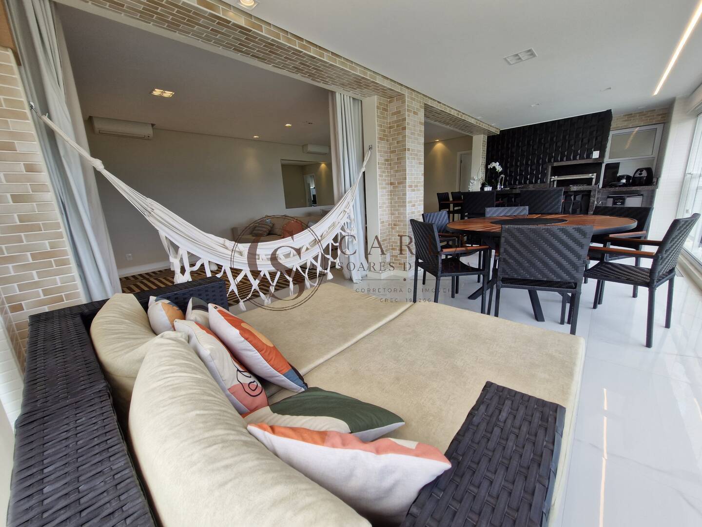 LINDO APARTAMENTO REFORMADO COND VERDE MAR ENSEADA GUARUJÁ SP