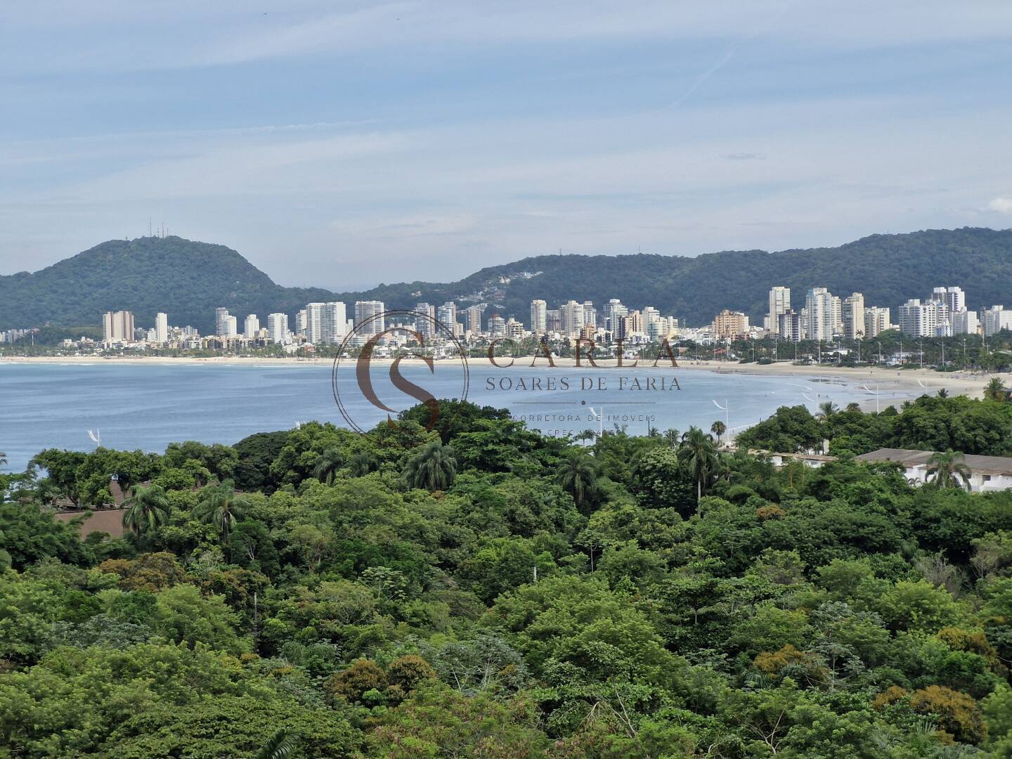 LINDO APARTAMENTO REFORMADO COND VERDE MAR ENSEADA GUARUJÁ SP