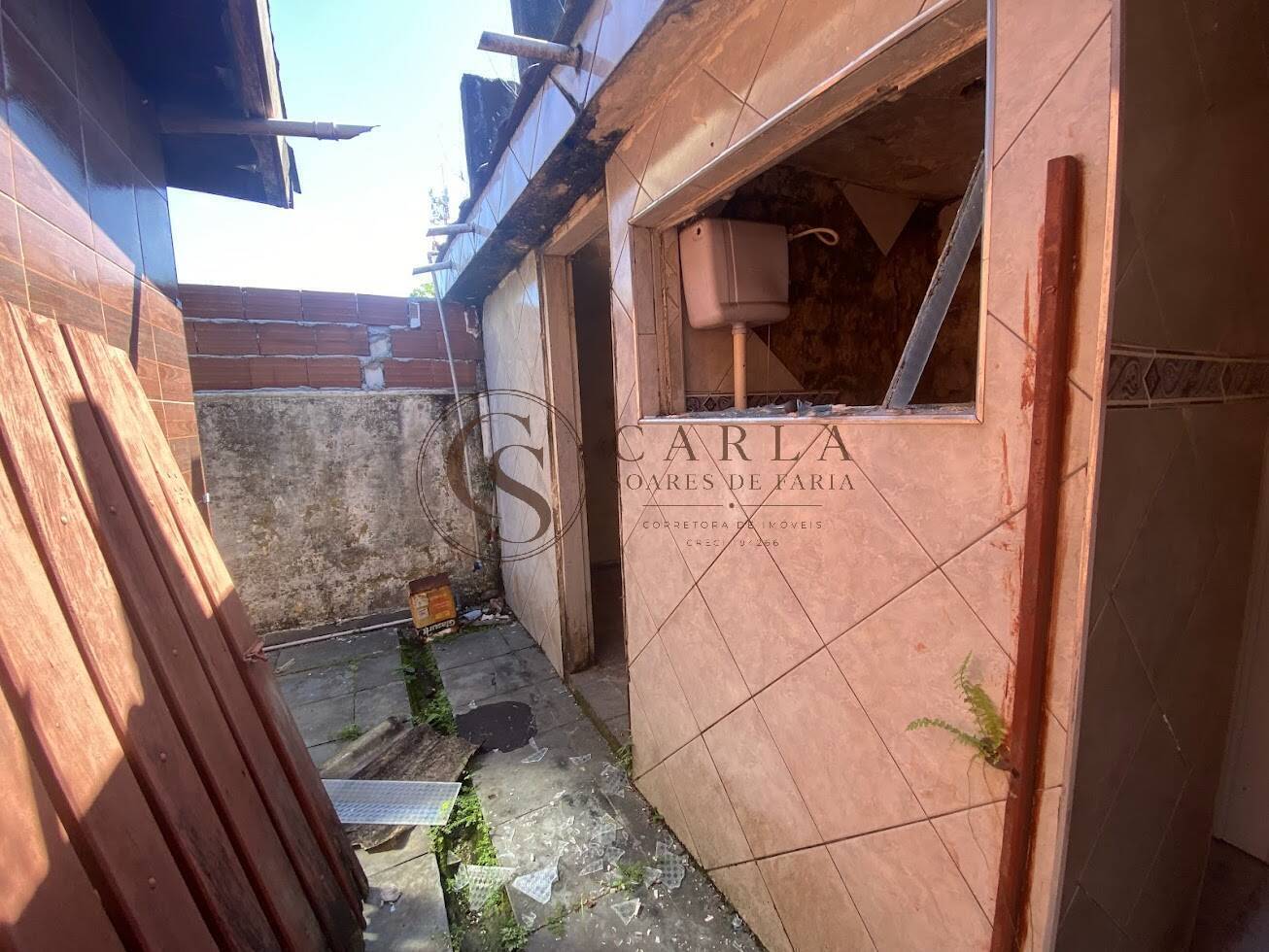 Casa a venda Terreno no Jd. Virginia Enseada Guarujá SP