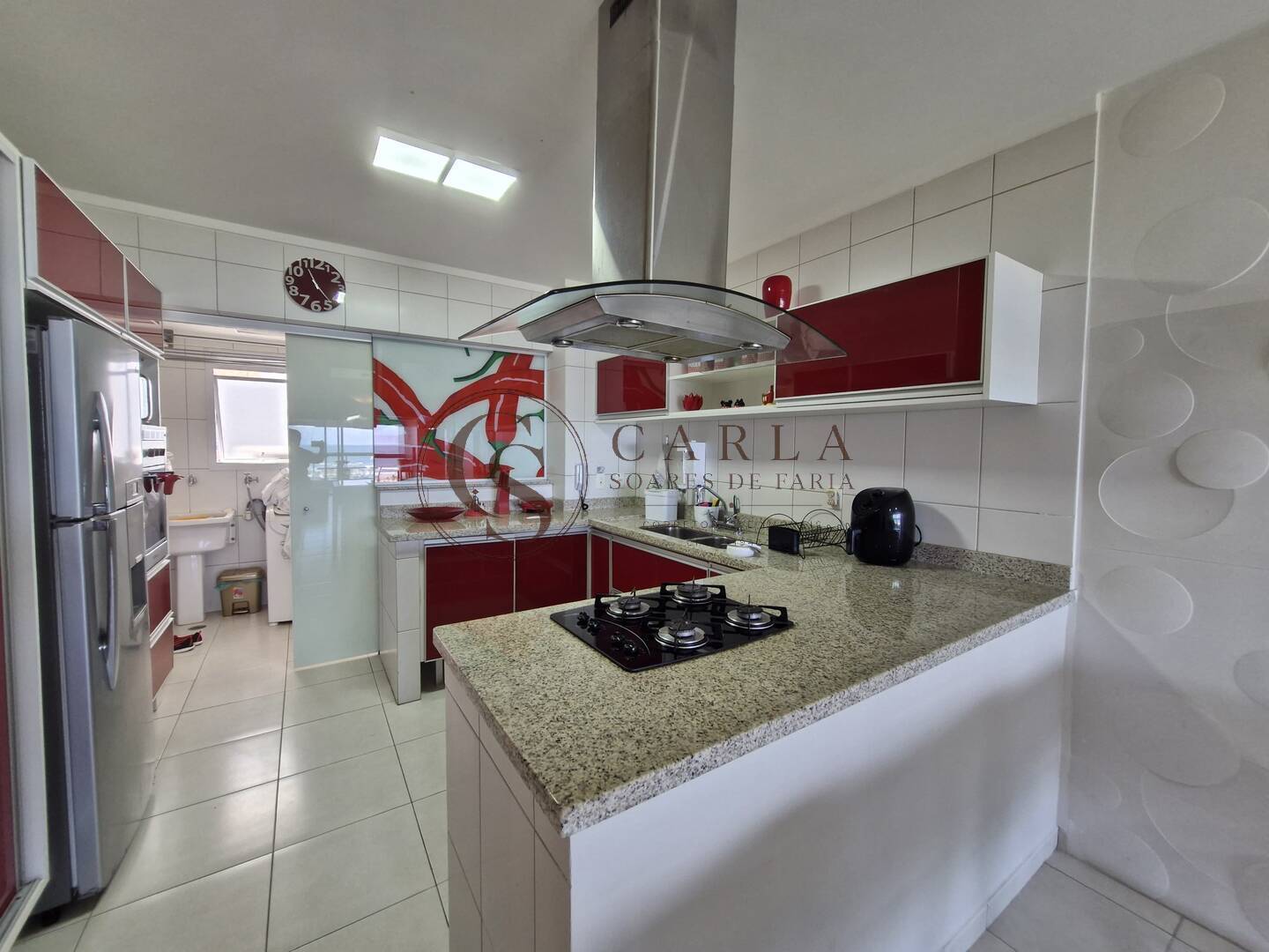 APARTAMENTO A VENDA OU LOC ANUAL COM LAZER COMPLETO E VISTA P MAR ENSEADA