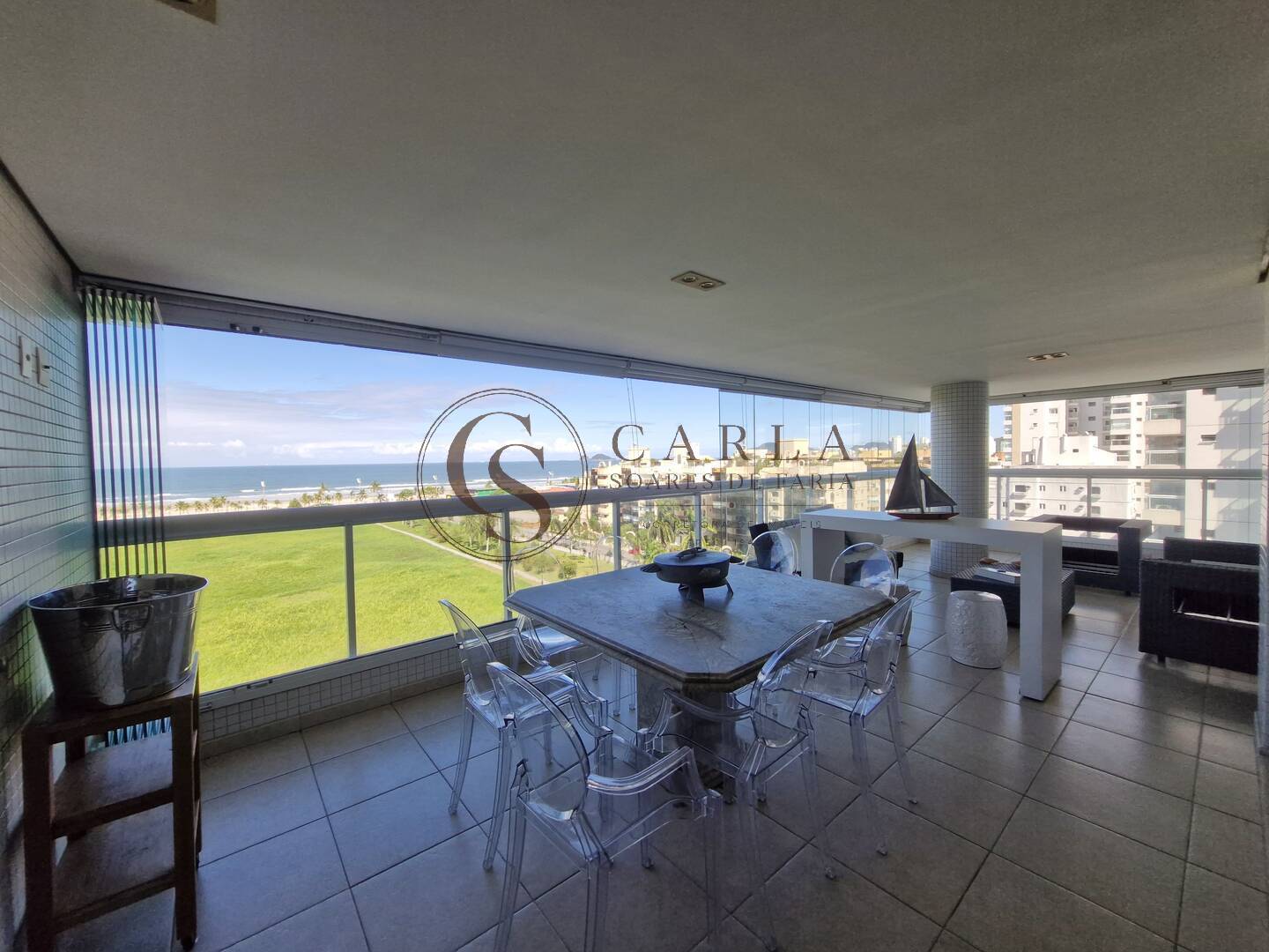 APARTAMENTO A VENDA OU LOC ANUAL COM LAZER COMPLETO E VISTA P MAR ENSEADA