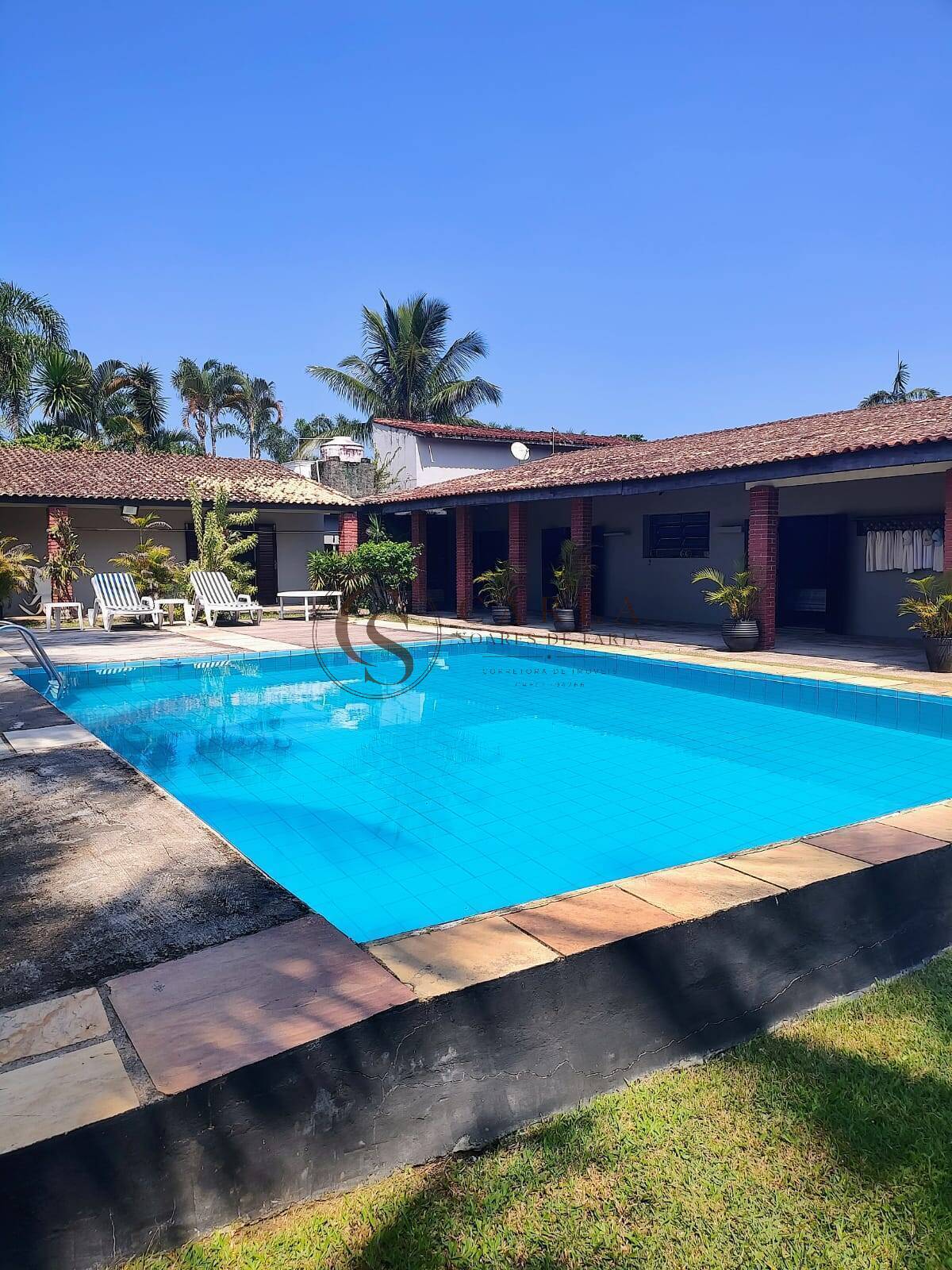 Casa, 6 quartos, 300 m² - Foto 1