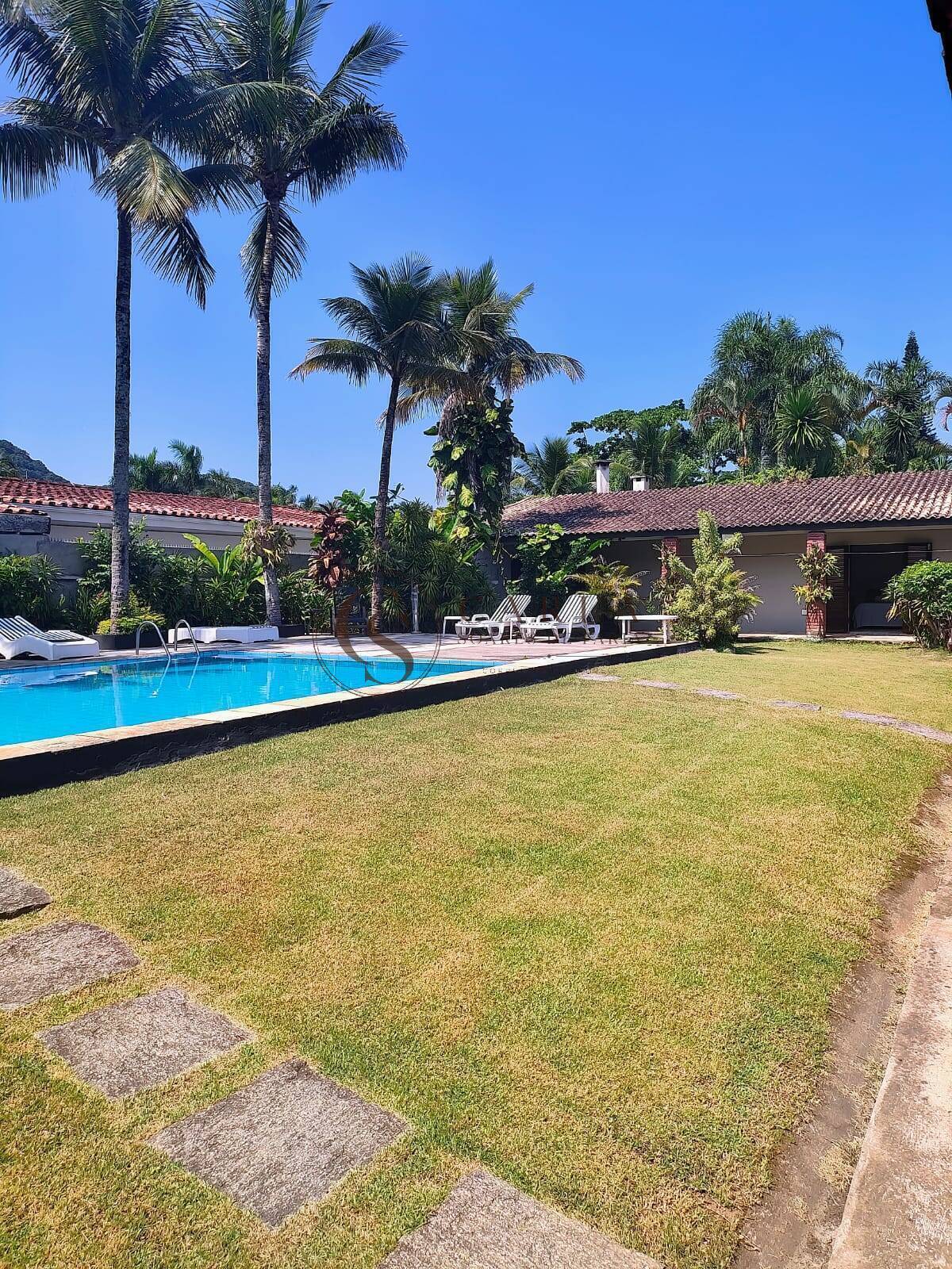 Casa, 6 quartos, 300 m² - Foto 22