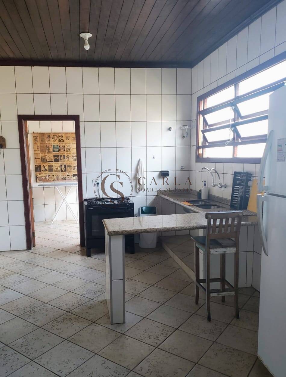 Casa, 6 quartos, 300 m² - Foto 21
