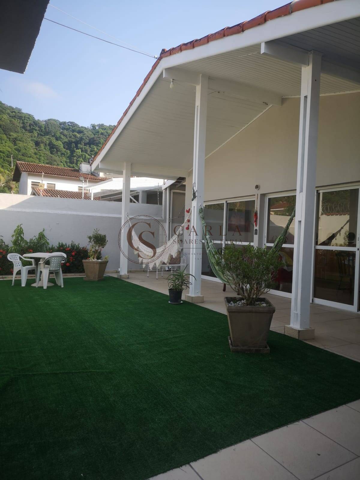 Ampla Casa  Térrea a venda  com Piscina – Jardim Guaiúba, Guarujá