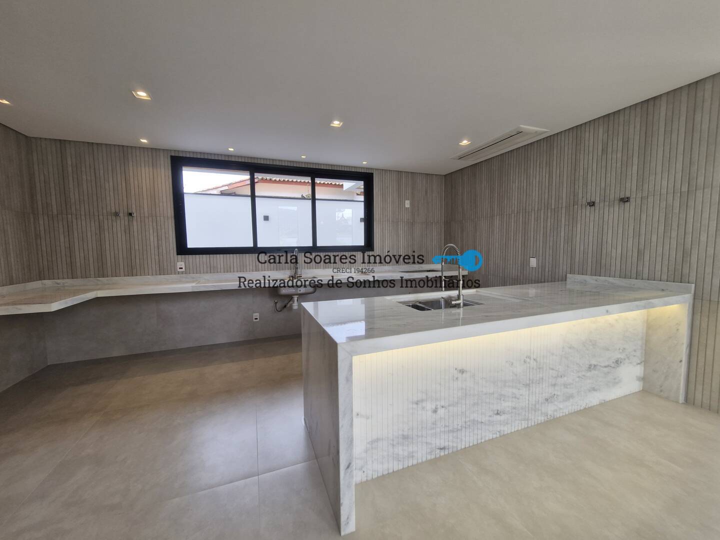 Casa à venda com 5 quartos, 750m² - Foto 13