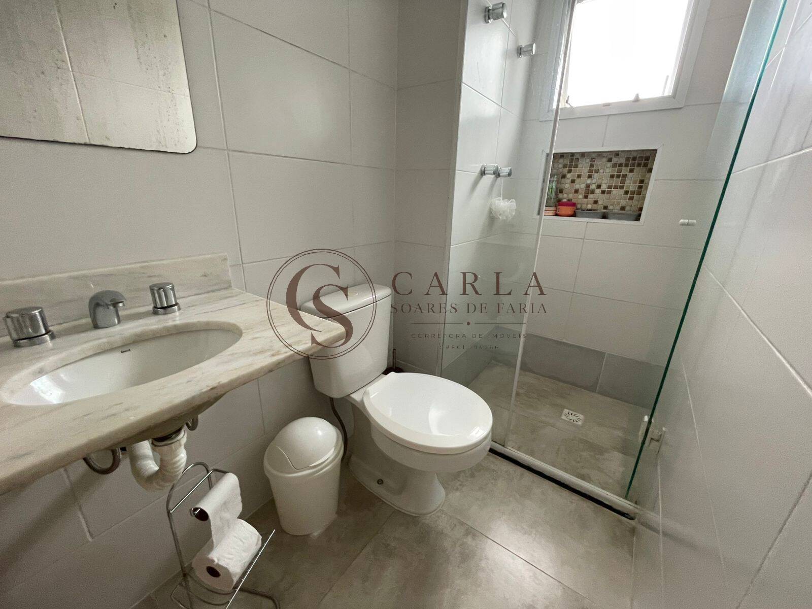 Apartamento com varanda gourmet a beira mar na Praia das Astúrias