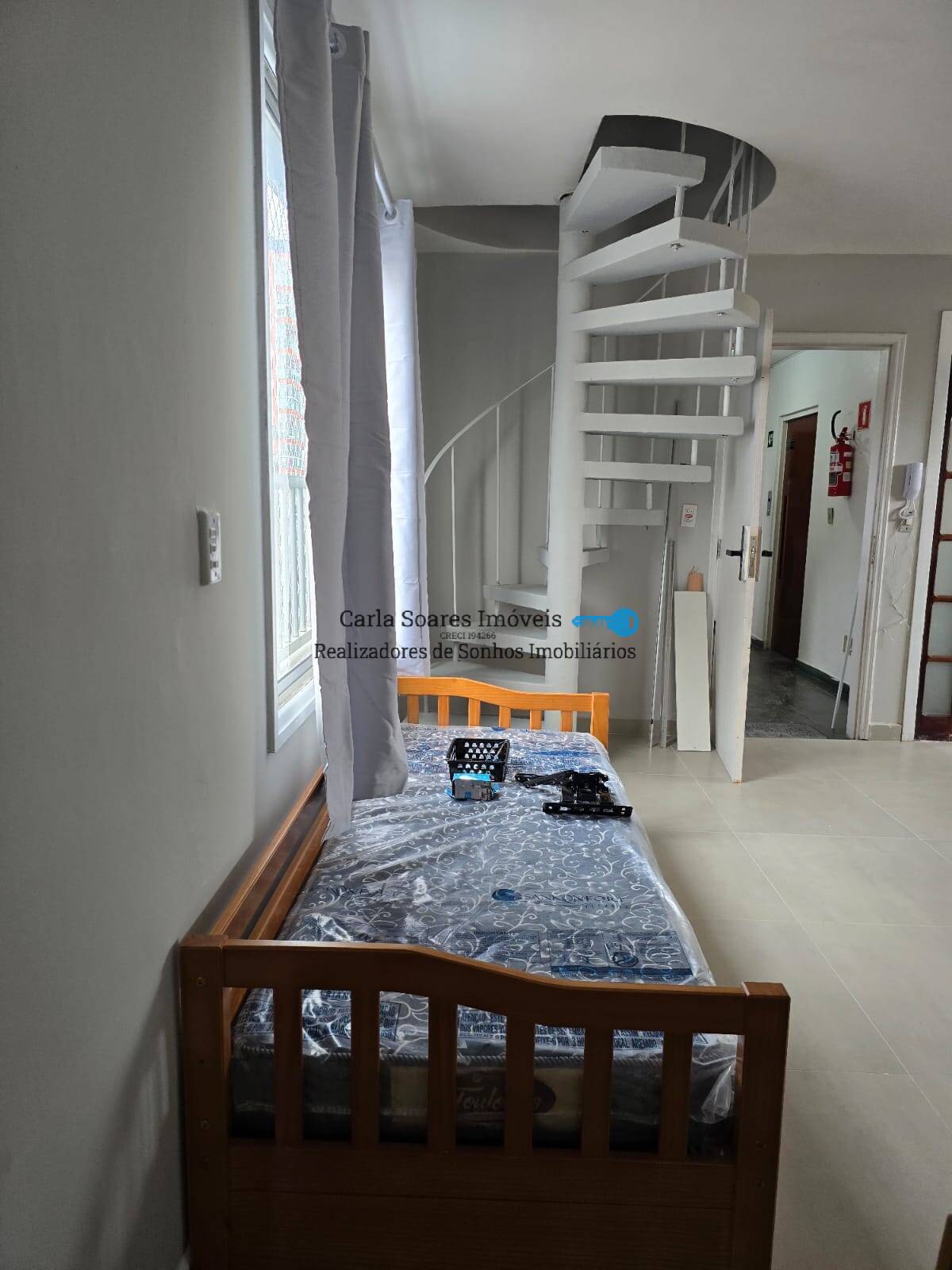 Cobertura à venda com 2 quartos, 90m² - Foto 2
