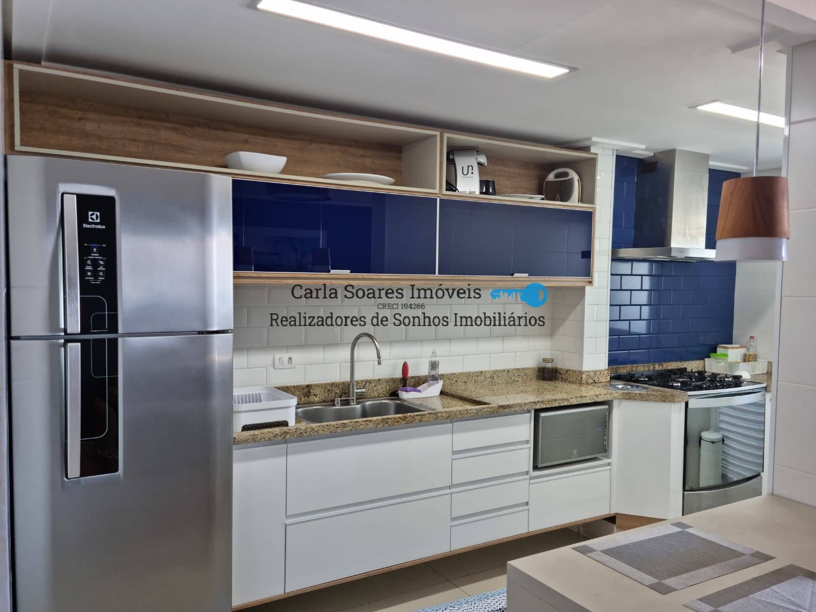 Cobertura à venda com 2 quartos, 180m² - Foto 6