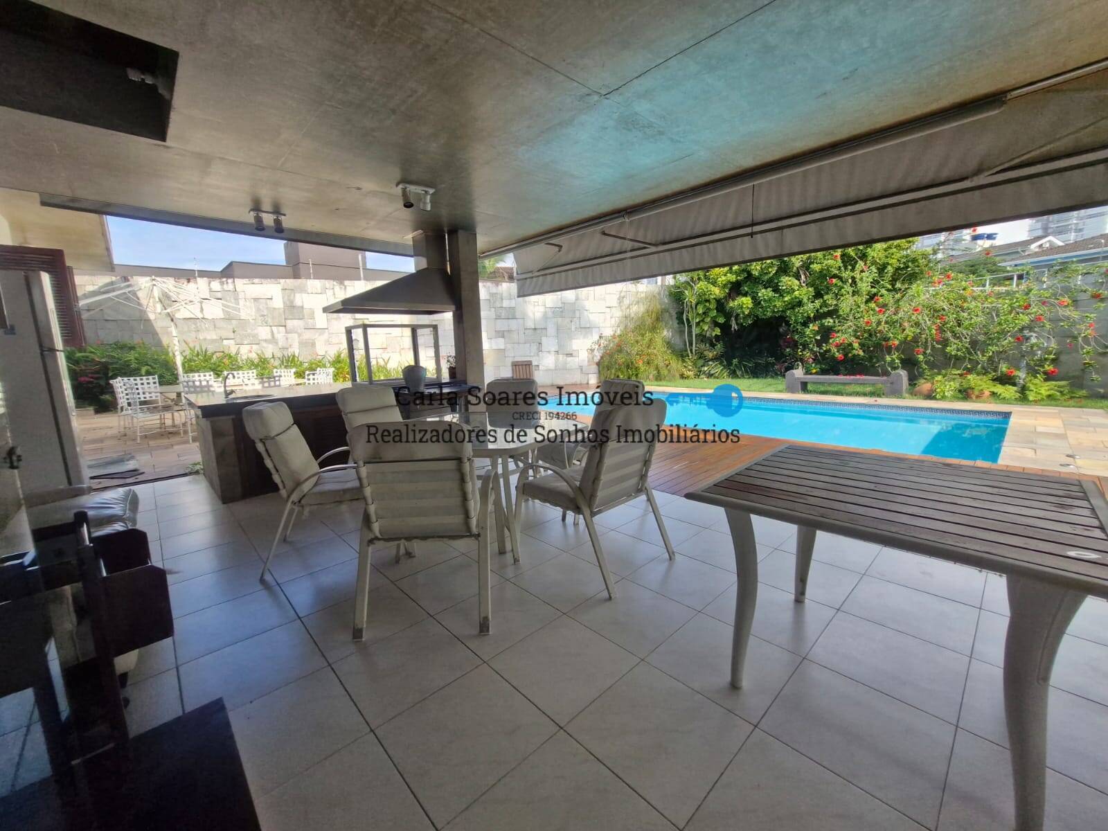Casa, 4 quartos, 380 m² - Foto 1