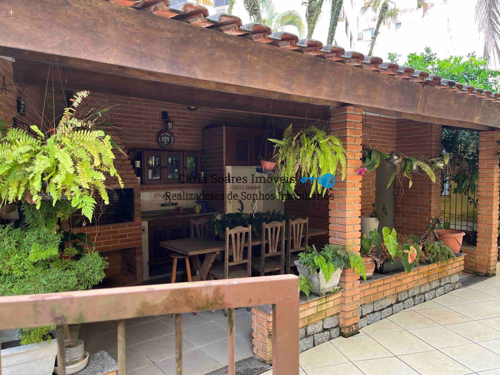 Casa, 4 quartos, 240 m² - Foto 2