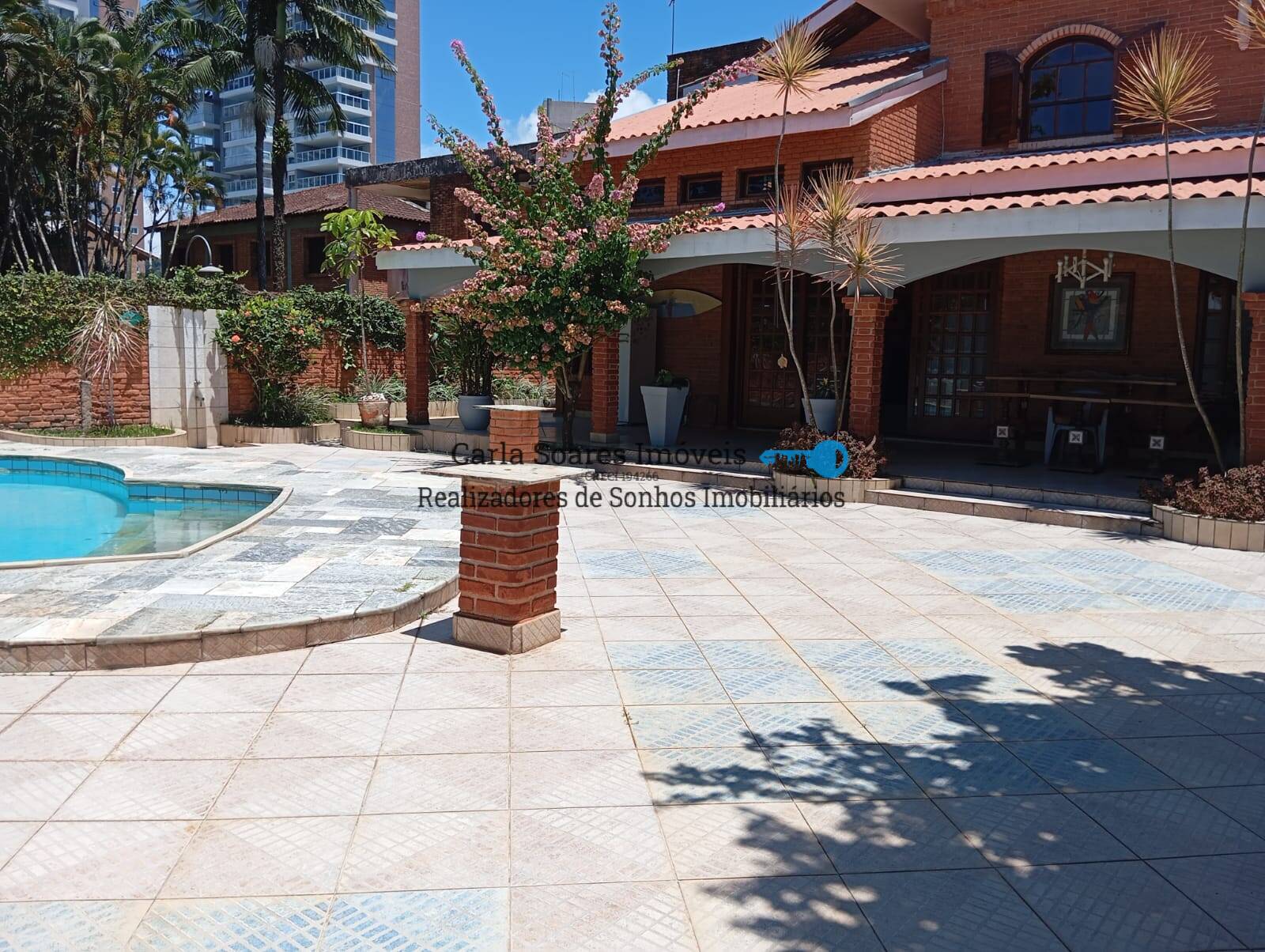 Casa, 6 quartos, 380 m² - Foto 1