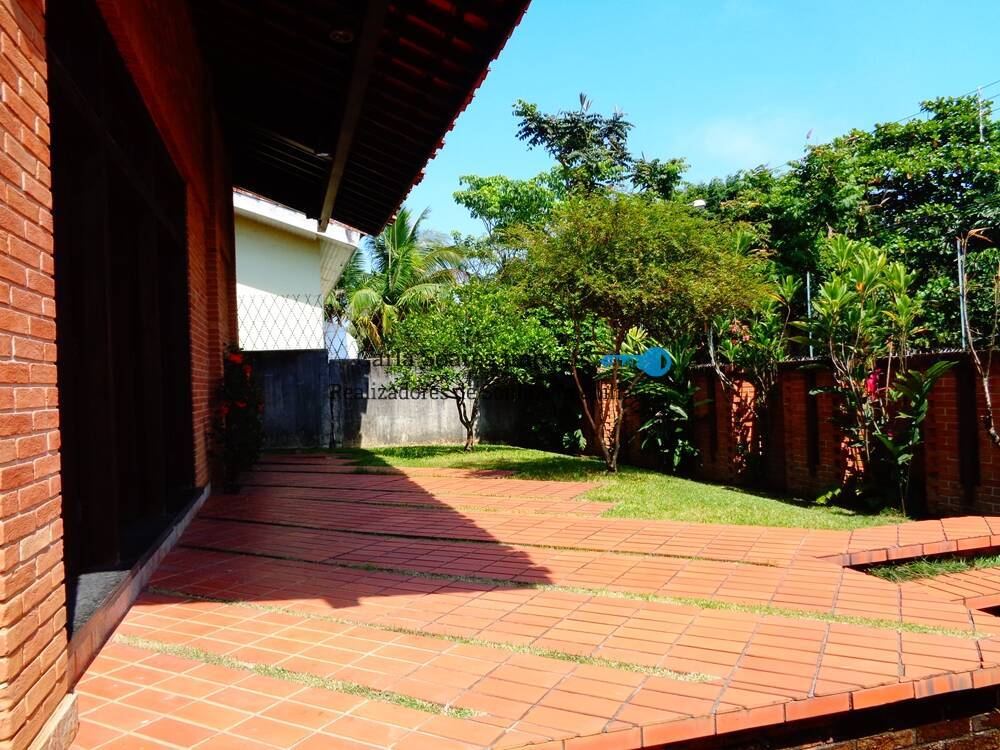 Casa, 3 quartos, 215 m² - Foto 17