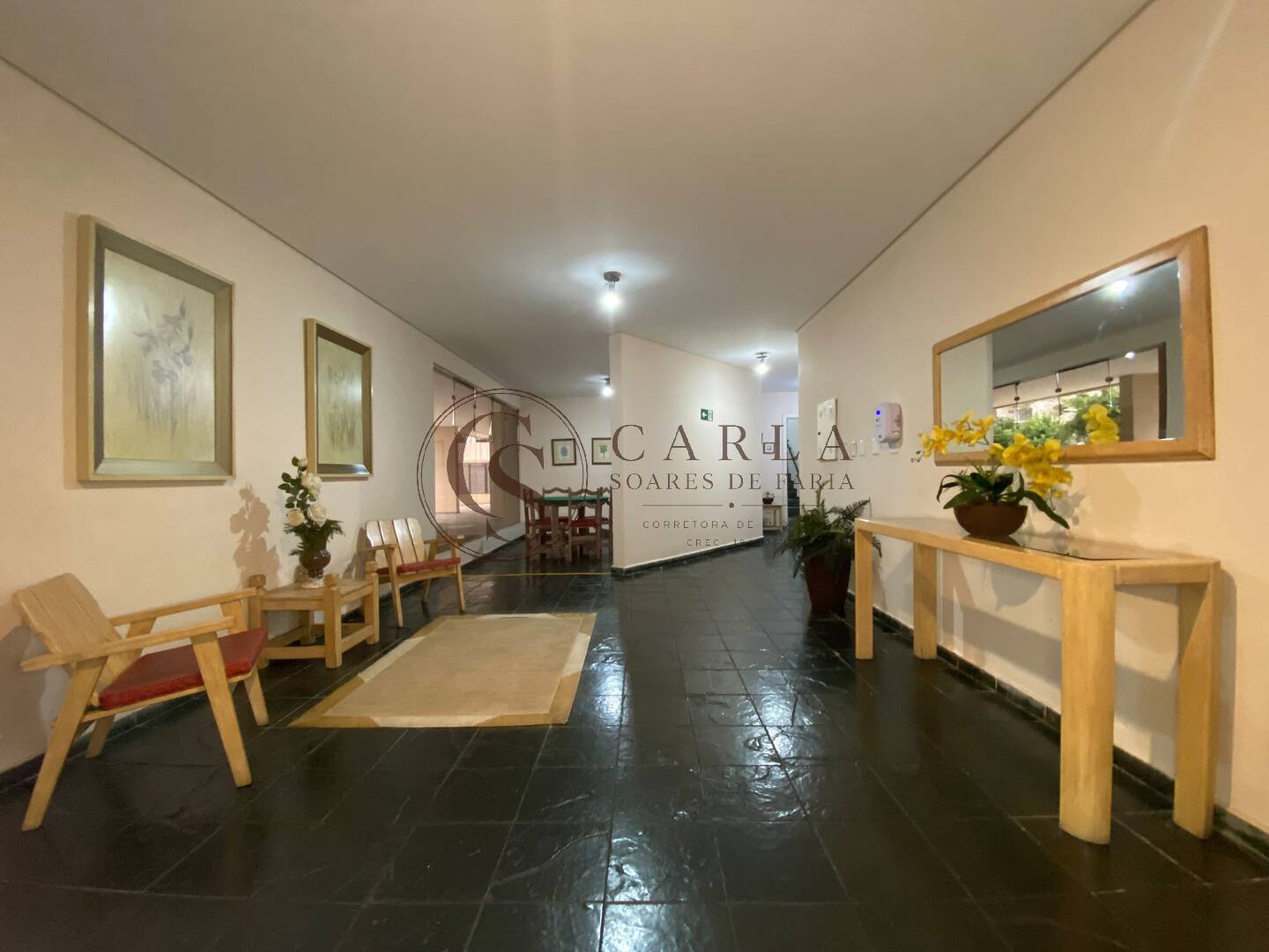 Apartamento na Enseada | 105 m² | R$ 550.000