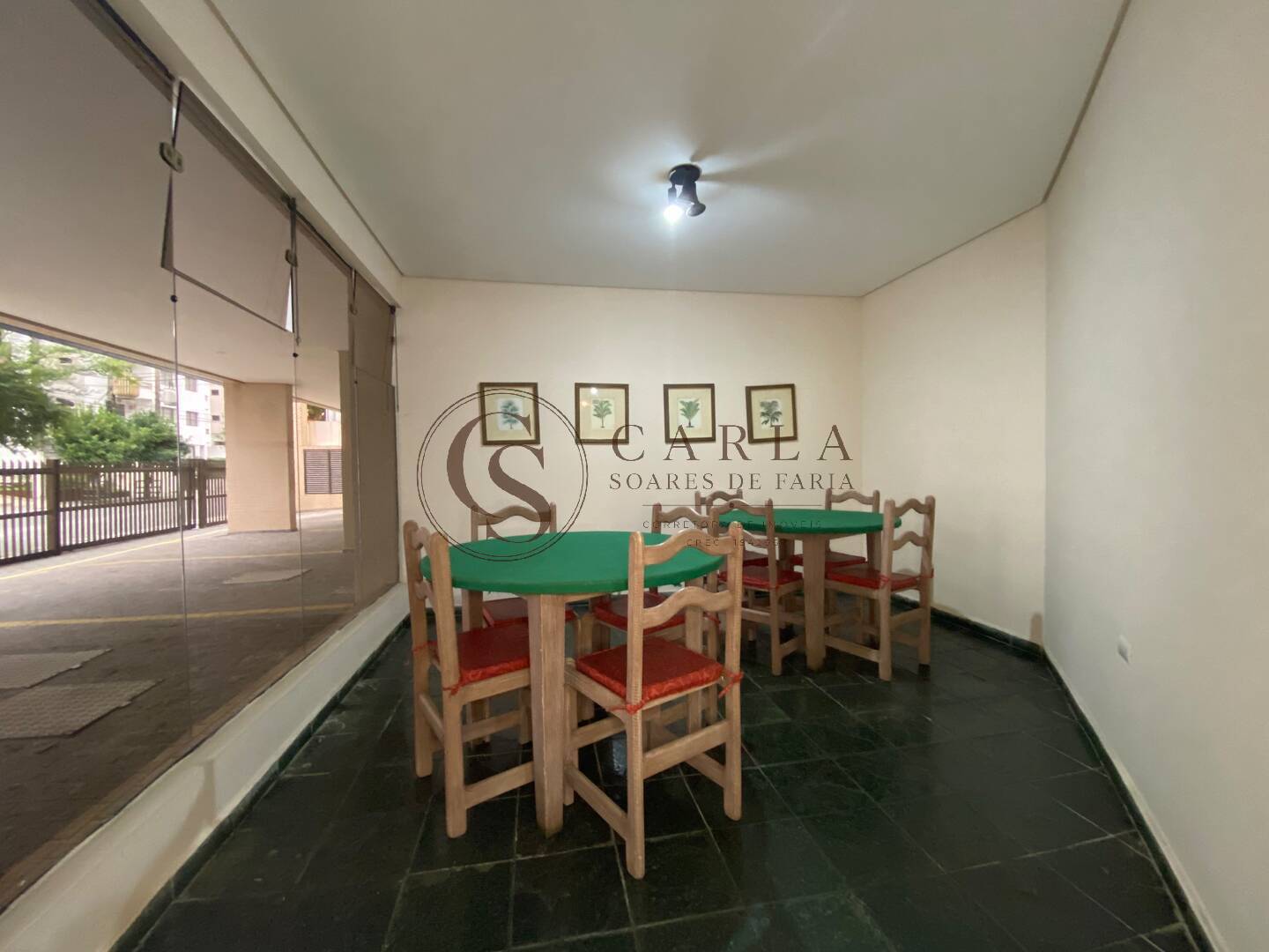 Apartamento na Enseada | 105 m² | R$ 550.000
