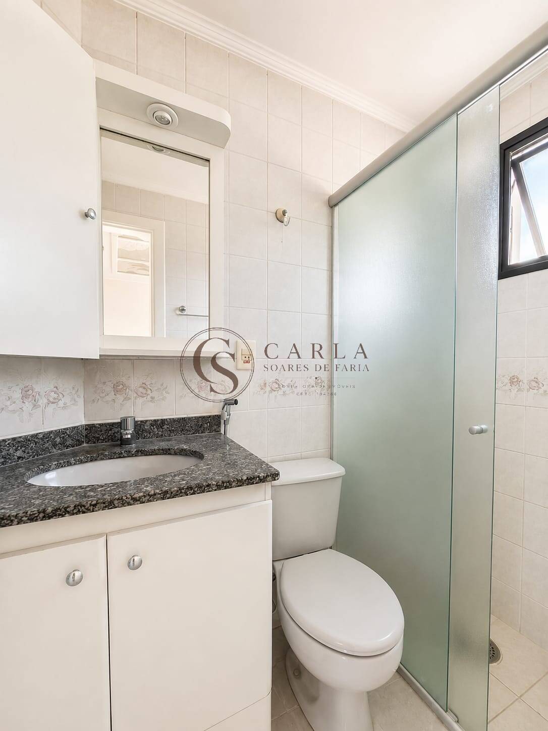 Cobertura Duplex Mobiliada– Praia do Tombo, Guarujá (Locação Anual)