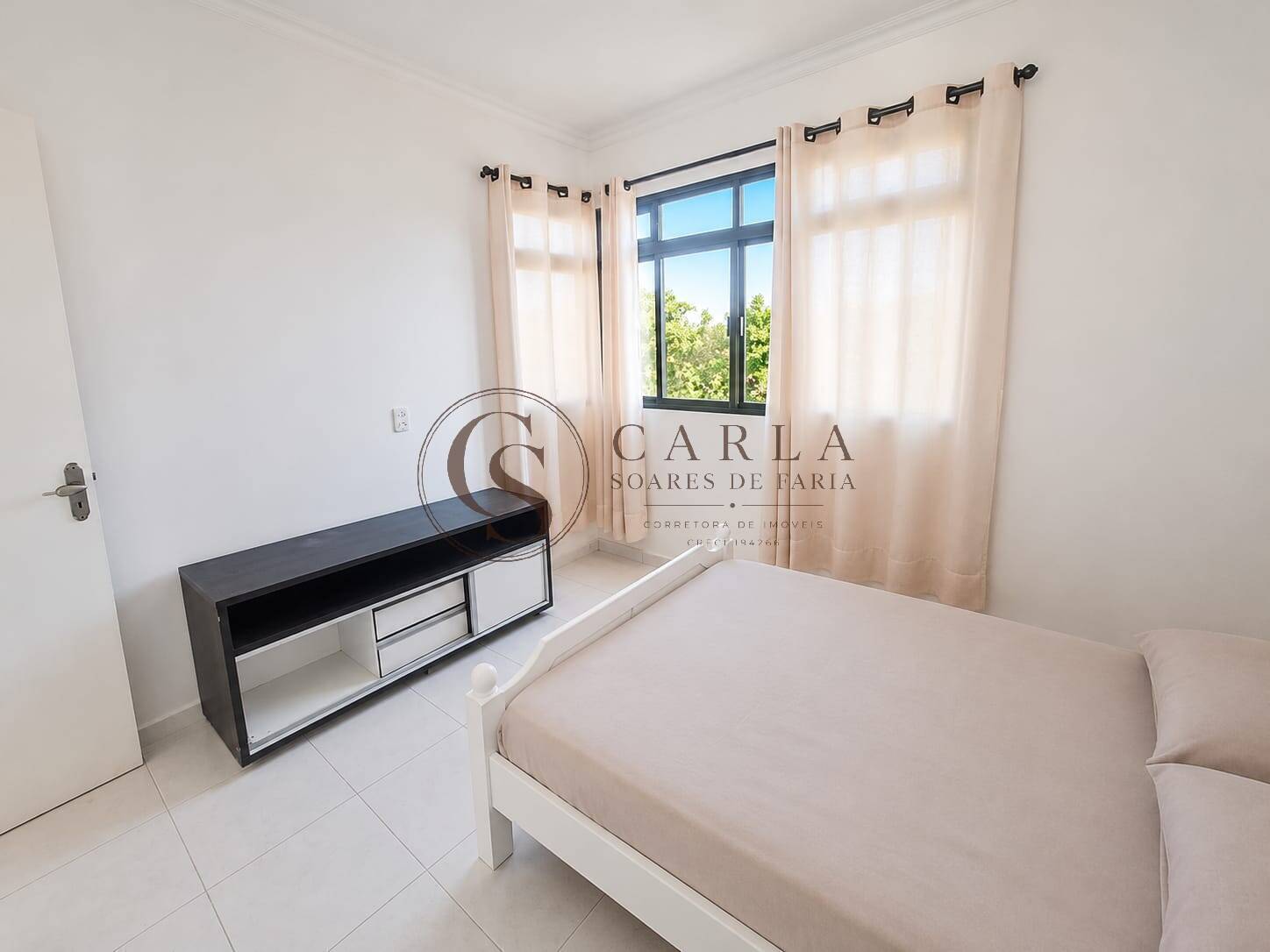 Cobertura Duplex Mobiliada– Praia do Tombo, Guarujá (Locação Anual)