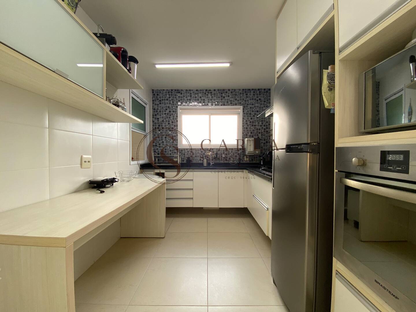 Apartamento sofisticado na Praia da Enseada | 158 m² | 3 suítes | 3 vagas