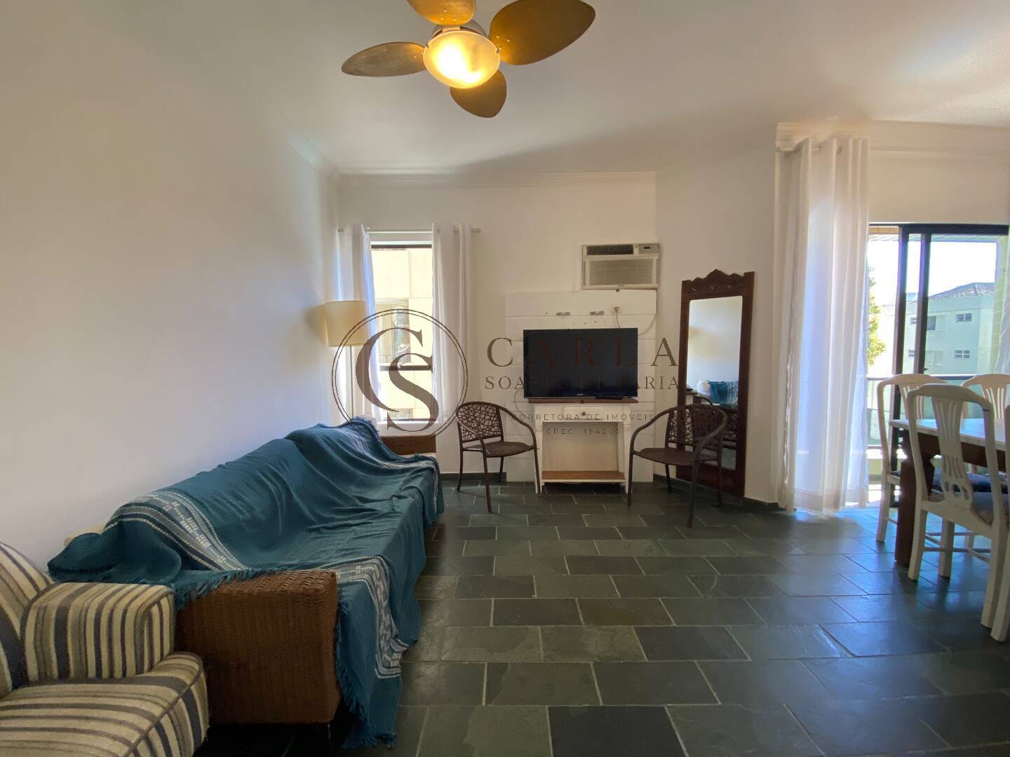 APARTAMENTO MOBILIADO À VENDA NA ENSEADA – GUARUJÁ 
Uma ótima oportunidade