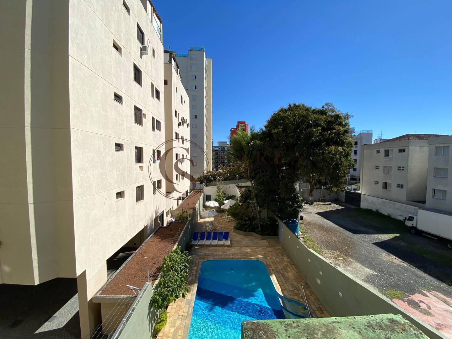 APARTAMENTO MOBILIADO À VENDA NA ENSEADA – GUARUJÁ 
Uma ótima oportunidade