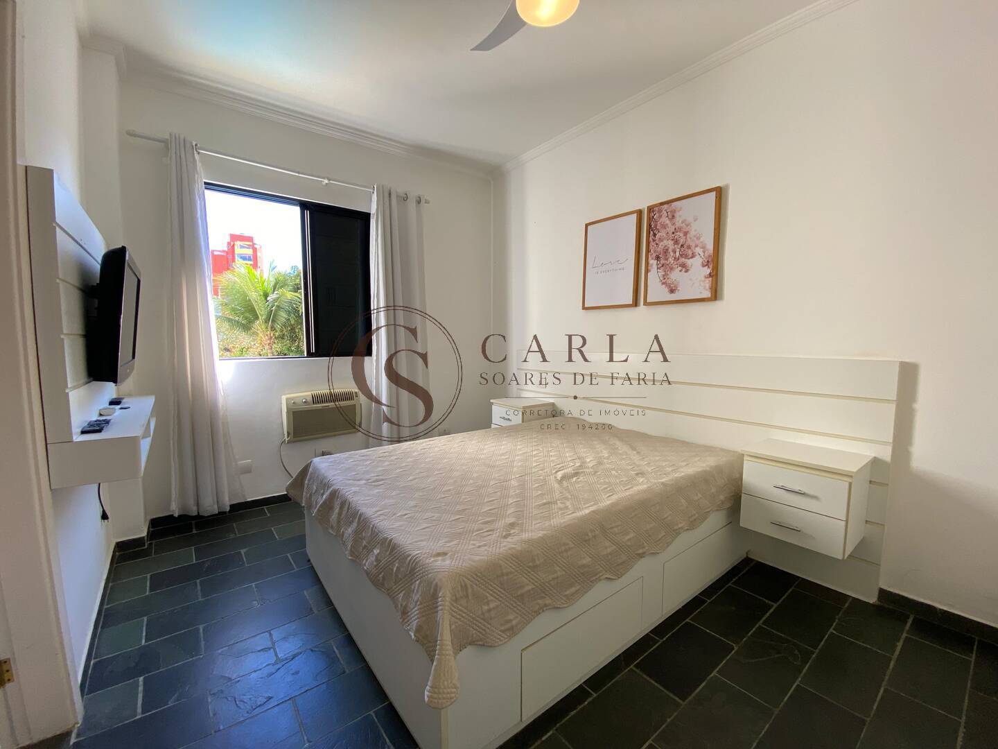 APARTAMENTO MOBILIADO À VENDA NA ENSEADA – GUARUJÁ 
Uma ótima oportunidade