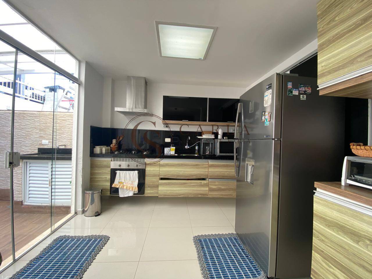 CASA TRIPLEX EM CONDOMÍNIO EM FRENTE À PRAIA DA ENSEADA – GUARUJÁ ??