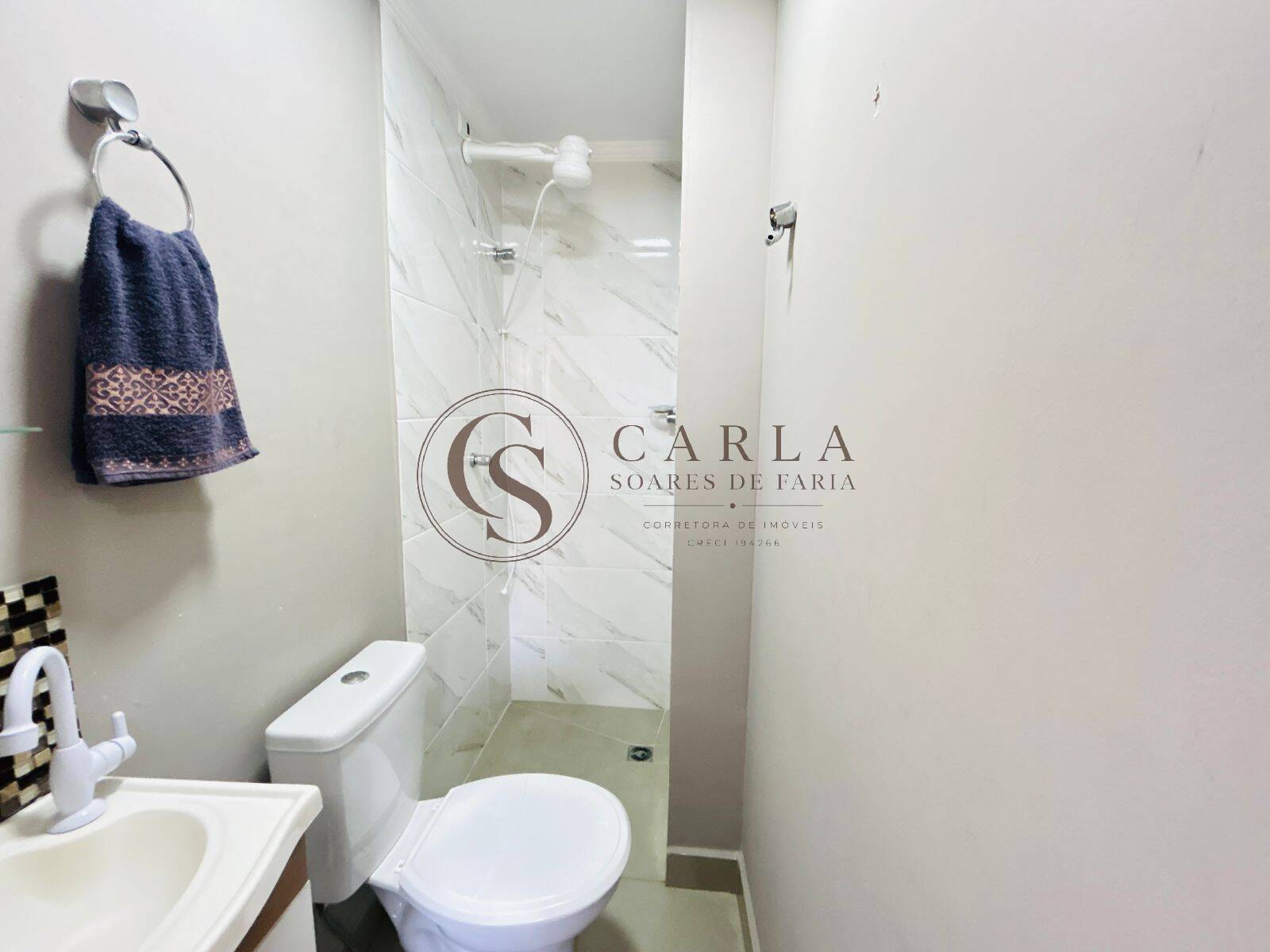Apartamento à venda nas Astúrias – Guarujá | Porteira Fechada
OPORTUNIDADE
