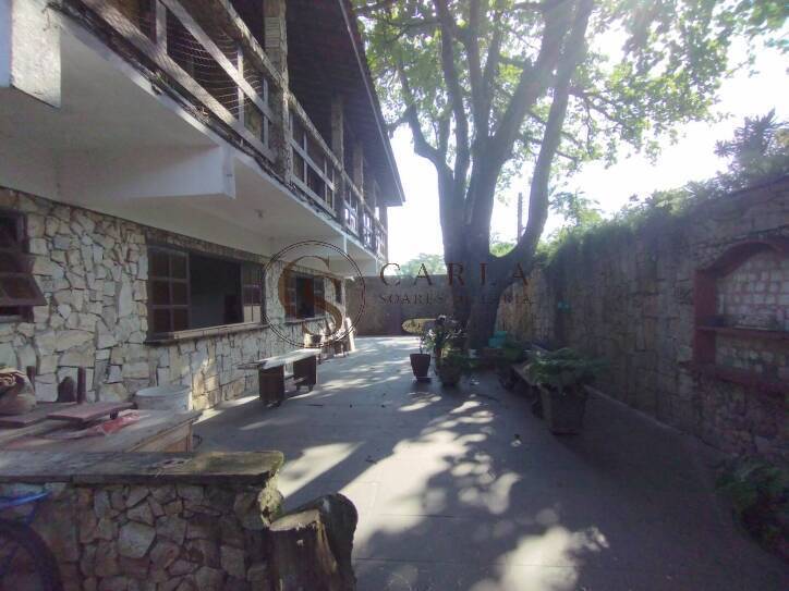 Casa, 6 quartos, 280 m² - Foto 3