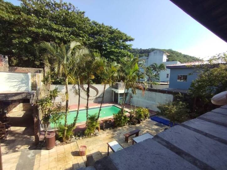 Casa, 6 quartos, 280 m² - Foto 37